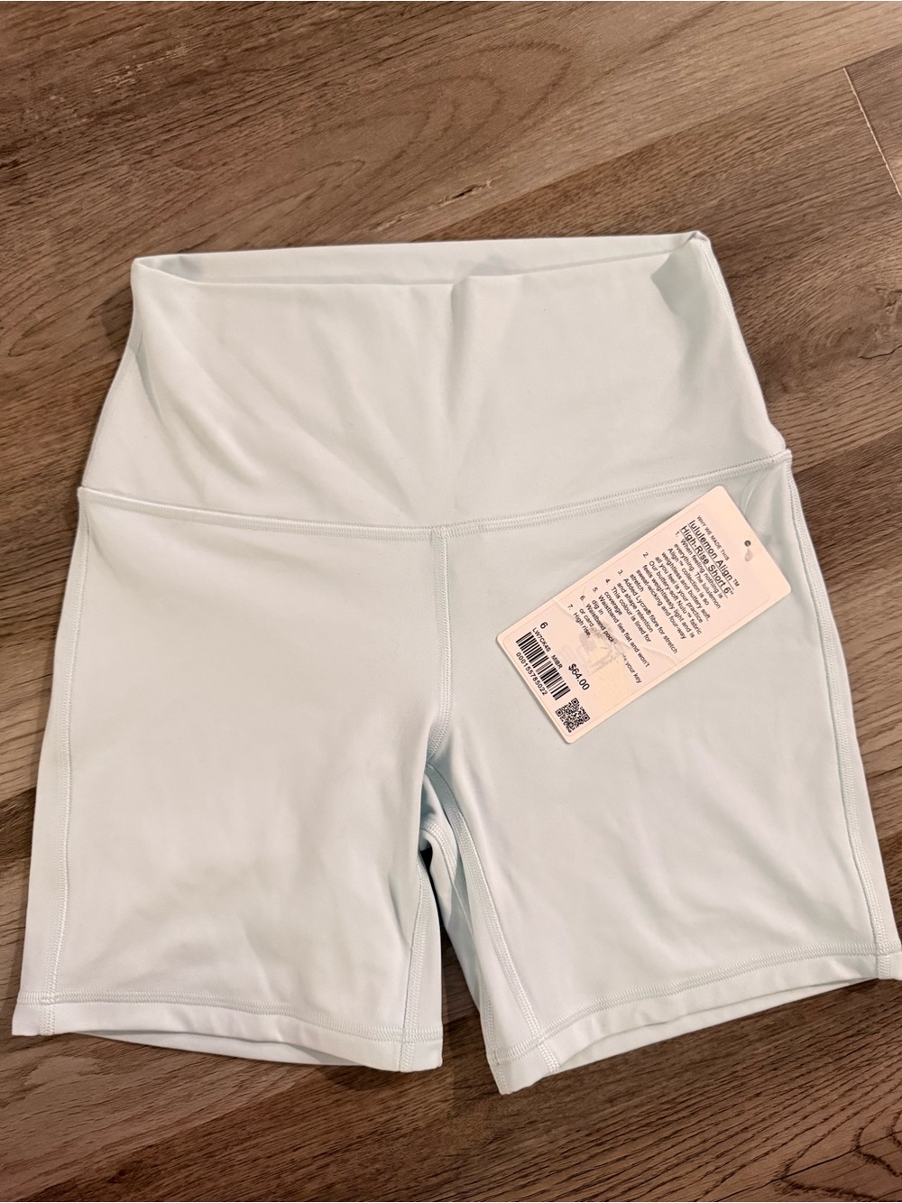 lululemon athletica High-Rise Bike Shorts in Pale Mint NWT
